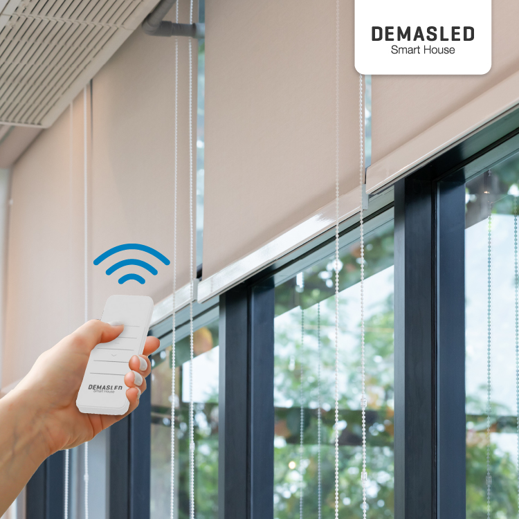 Smart Switch WiFi con Motor para Cortinas 12V 2A