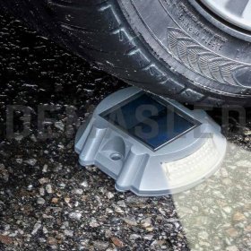 Tacha Vial Solar LED, Intermitente, 2.5V 2W, Blanco Frío 9lm IP65