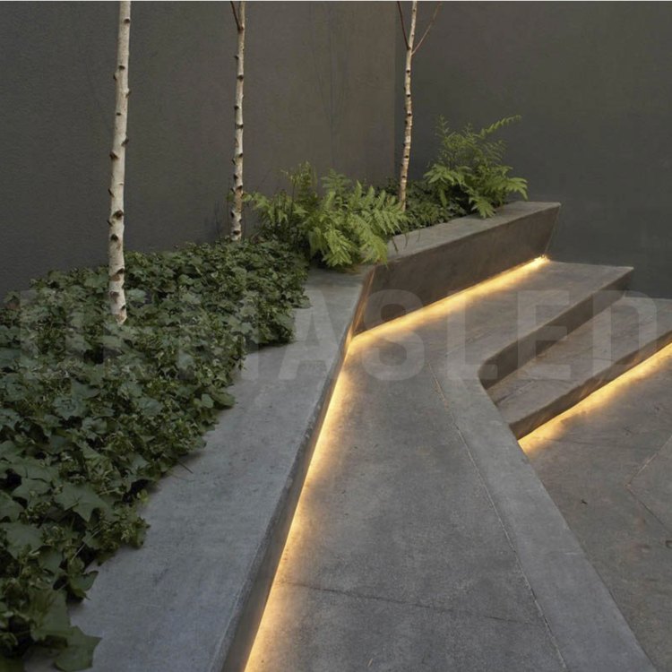 Tira LED SMD5050, IP68, 12V 12W/m, Cálido 1080 lm/m, 60 LED/m, 5m