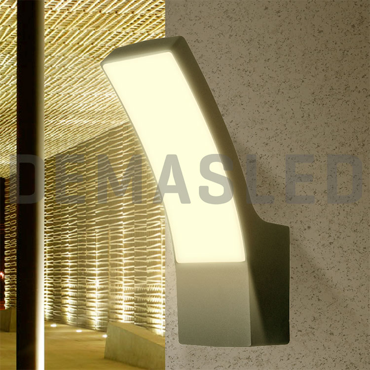 Aplique LED Exterior de Pared Curvo 12W IP65 Negro 24×16cm 220V Blanco Cálido