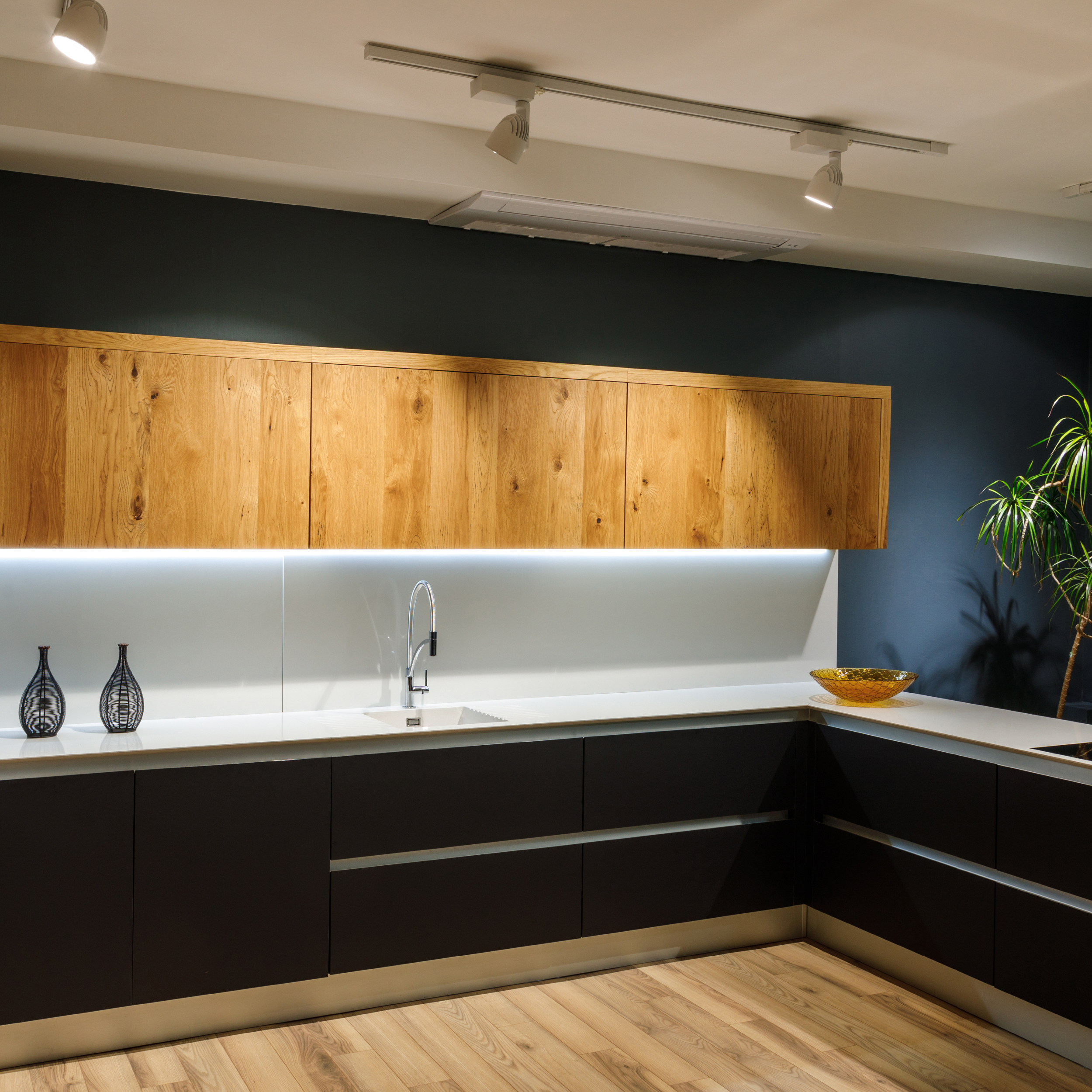 Driver LED, DC 32-39V 60W 1400mA, Entrada: AC100-240V