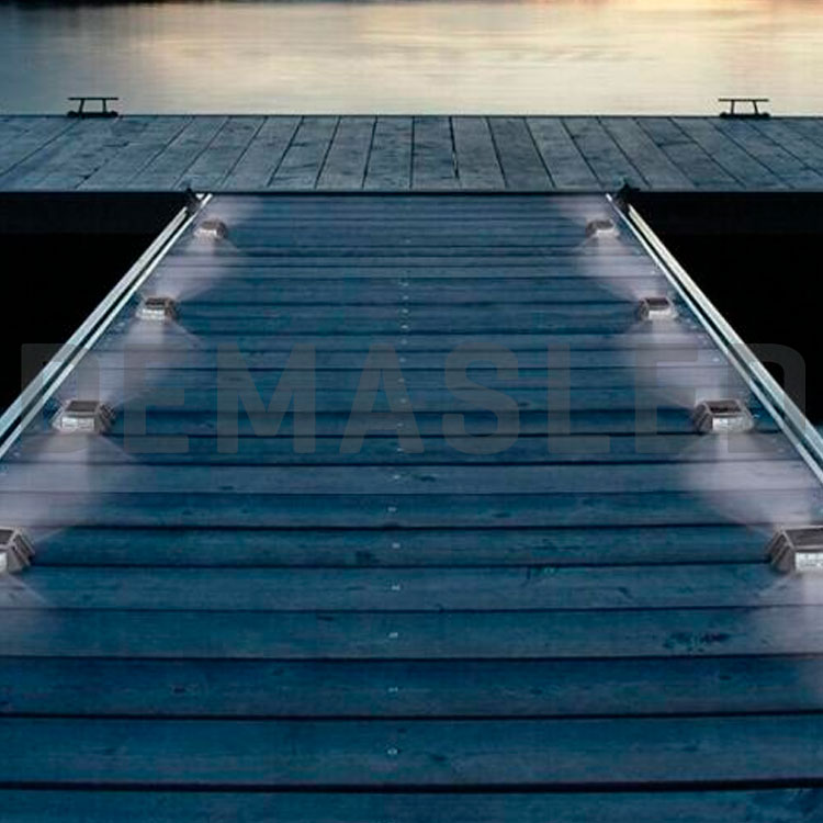 Tacha Vial Solar LED, Intermitente, 2.5V 2W, Blanco Frío 9lm IP65