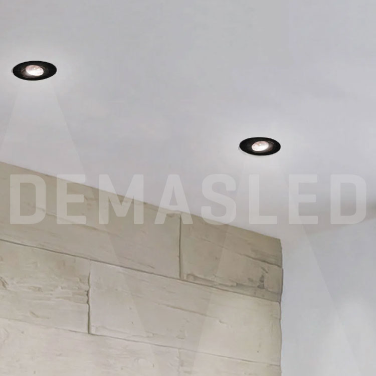 Spot Plástico Fijo Negro 9cm Corte 7.5cm para Lámparas GU10