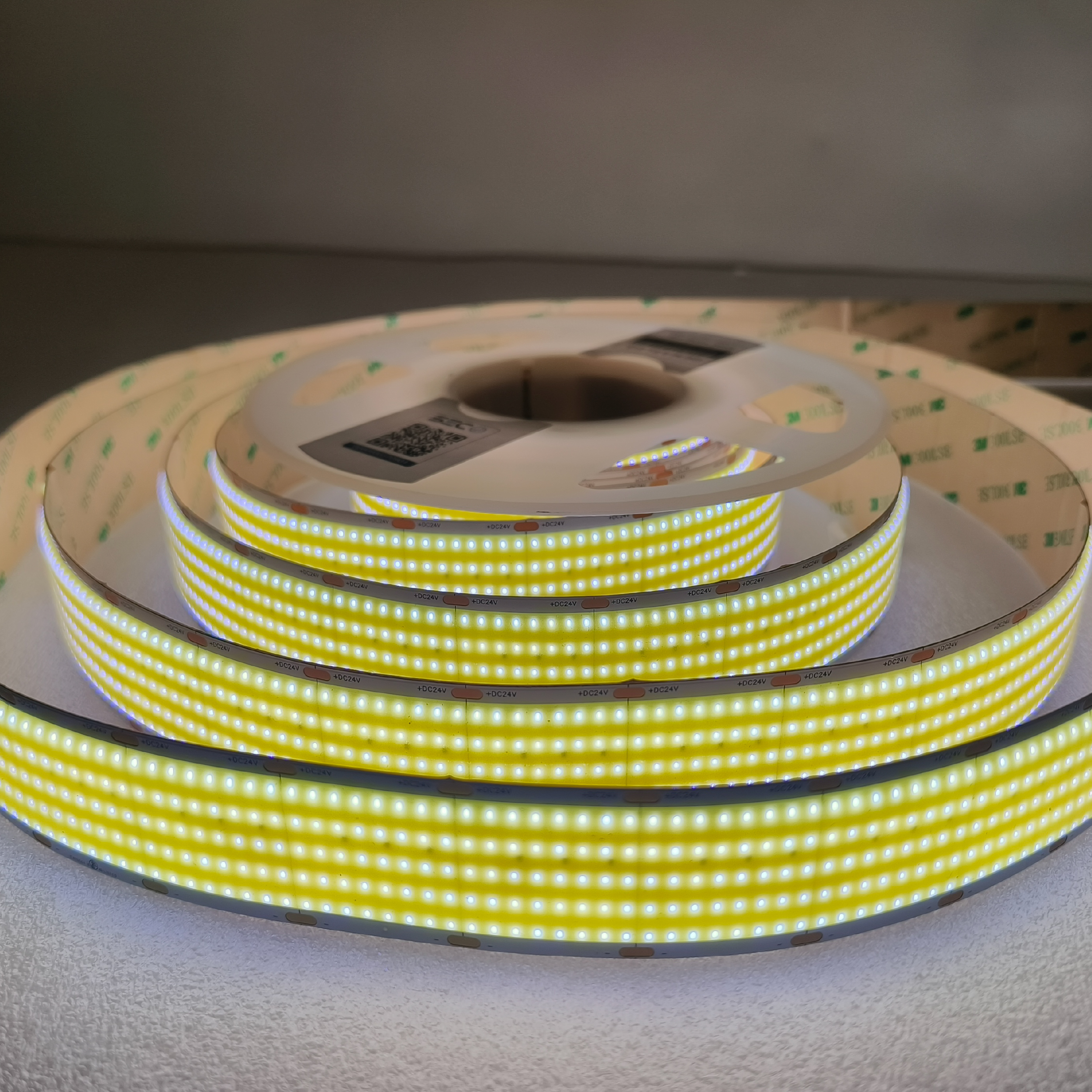 Tira LED COB 24V 40W/m Blanco Frío 4400lm/m 1600 LEDs/m, 30mm PCB IP33 x5m