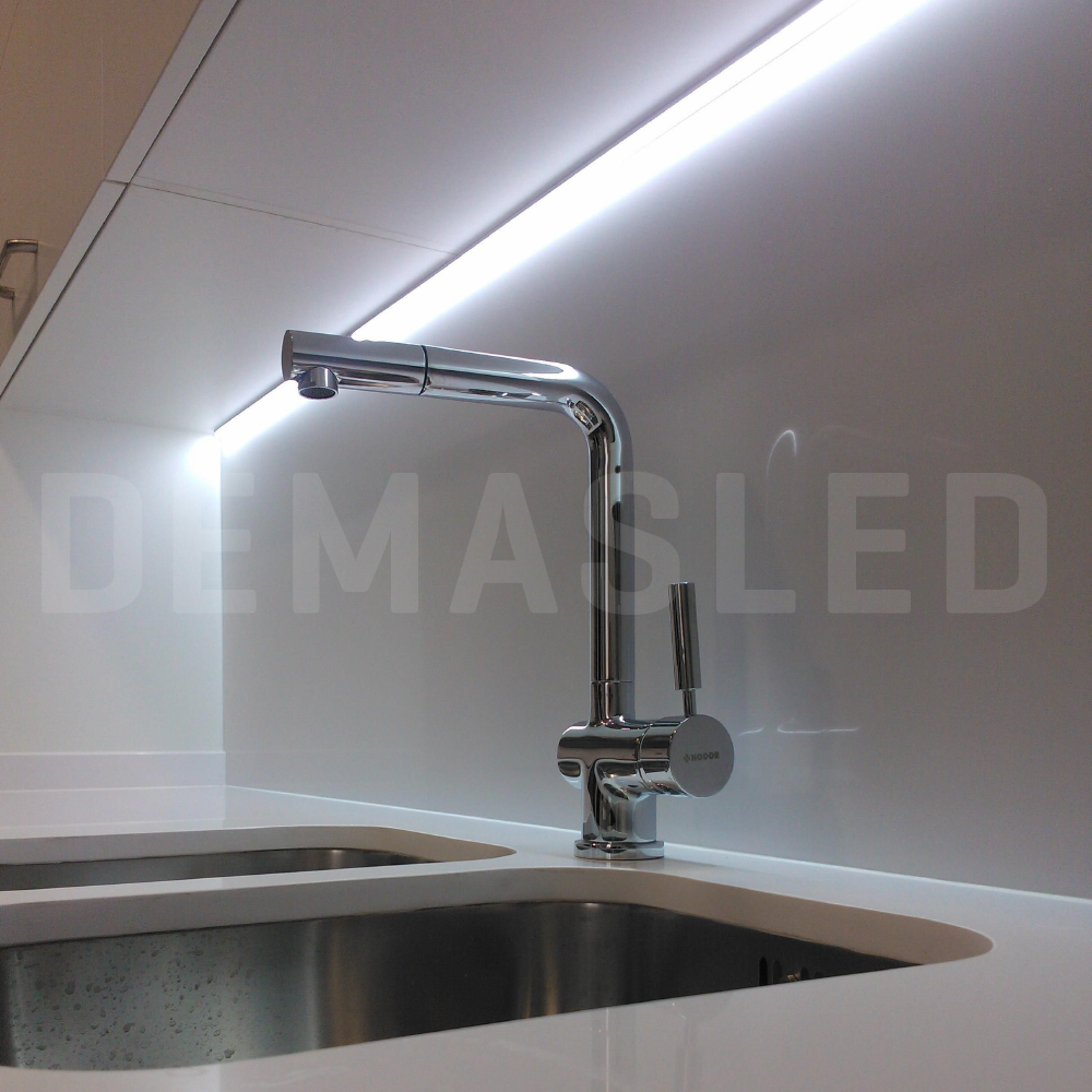 Perfil de Aluminio Esquinero 16x16mm Anodizado, Cover Opal Blanco Recto 90° x2m