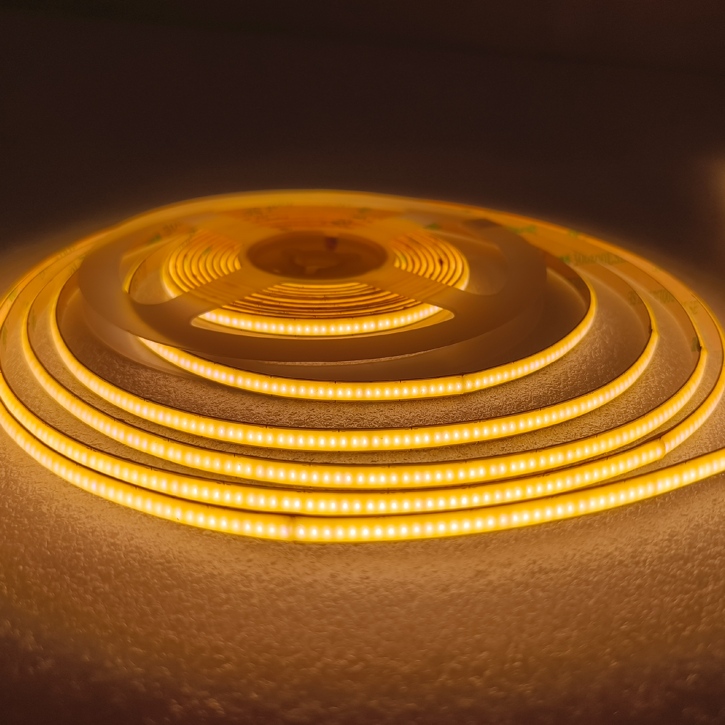 Tira LED COB 24V 8W/m Blanco Cálido 540lm/m 504LEDs/m, 5mm PCB IP33 x5m