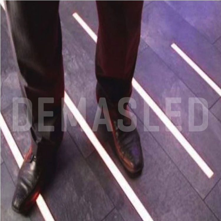 Perfil de Aluminio de Piso 26x21mm Anodizado, Cover Opal Blanco Plano x1m