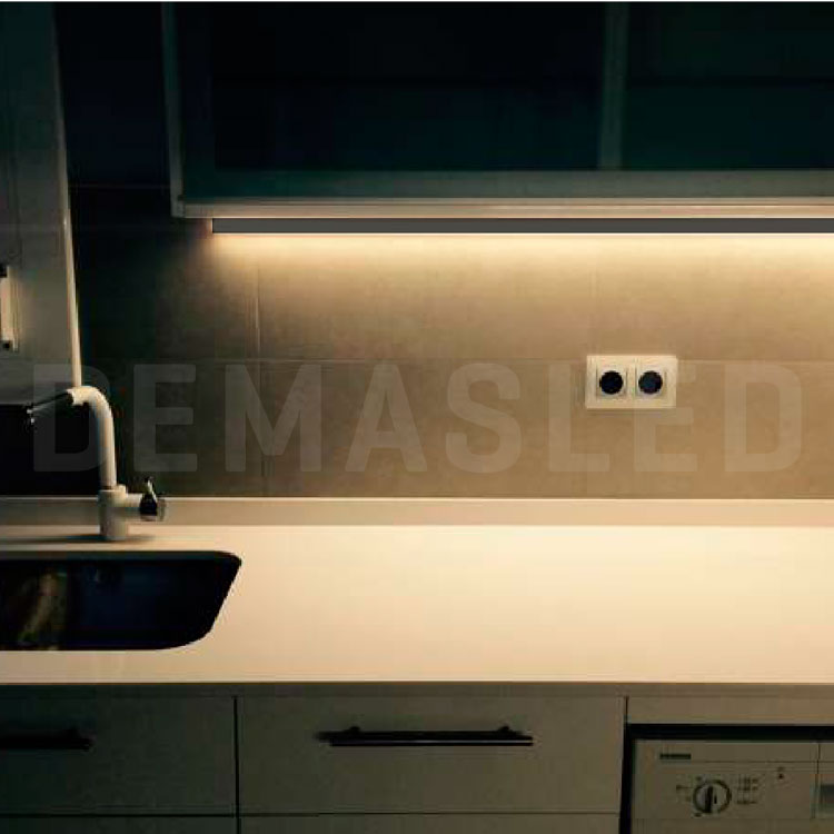 Perfil de Aluminio Esquinero 16x16mm Negro, Cover Curvo Opal Negro x2m