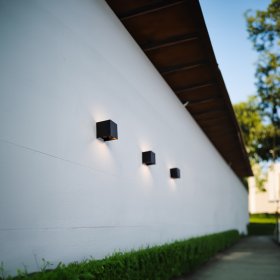 Aplique LED 12W Bidireccional Exterior Blanco Neutro de Aluminio Aplique LED 12W Bidireccional Exterior Blanco Neutro de Aluminio