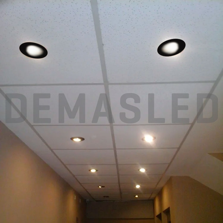 Aro Metálico Negro Fijo 8.1cm Corte 5cm para lámpara GU10 y MR16