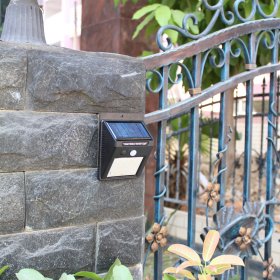Lámpara LED Solar 2.000lm Blanco Neutro 4000°K IP65