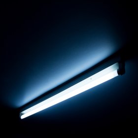 Tubo LED T8 Nano, frío 1.600lm 220V 18W, Conexion 1 lado, 1.2m