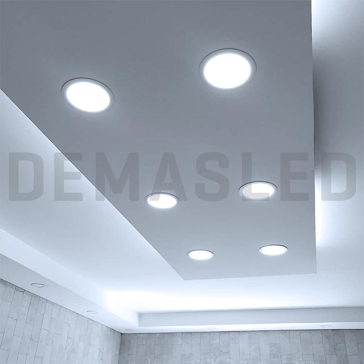 Panel LED redondo blanco de 22cm, 18W 1500lm Frío, de empotrar