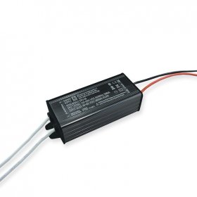 Driver, DC 36-63V 12-18 LEDs x 1W 280mA, Entrada: AC 100-265V