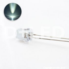 LED 10mm Blanco Frío 825.000mcd totales