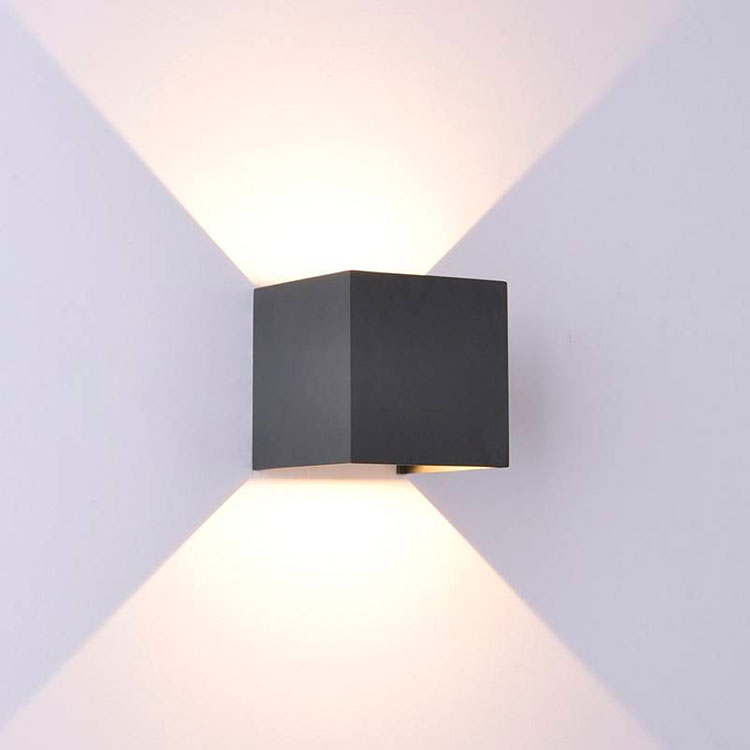Aplique cubo gris oscuro 3000ºK 12W IP65